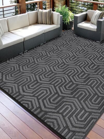 Extra-Large Easy-Clean Outdoor Rug (Black/Grey)