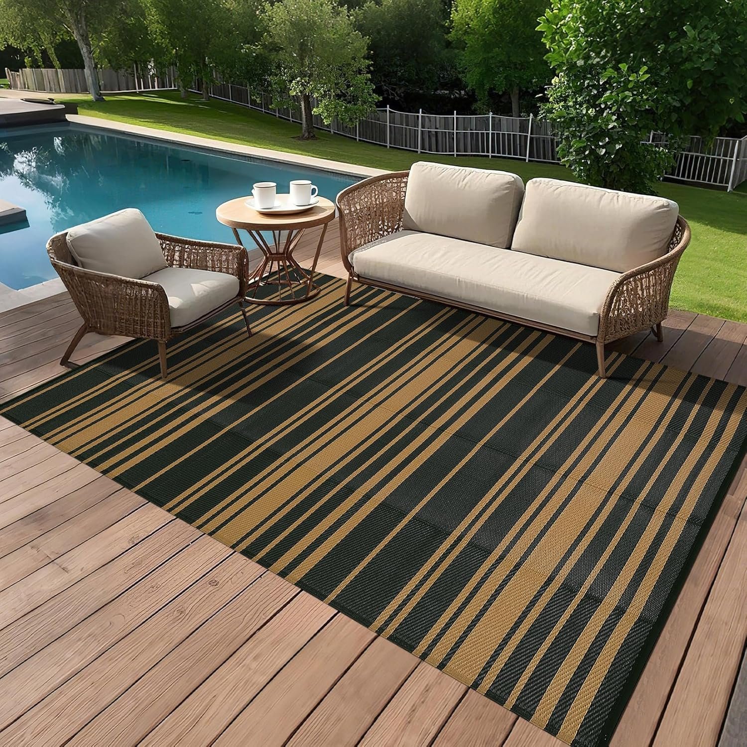 Modern Striped Reversible Camping Rug (Brown)